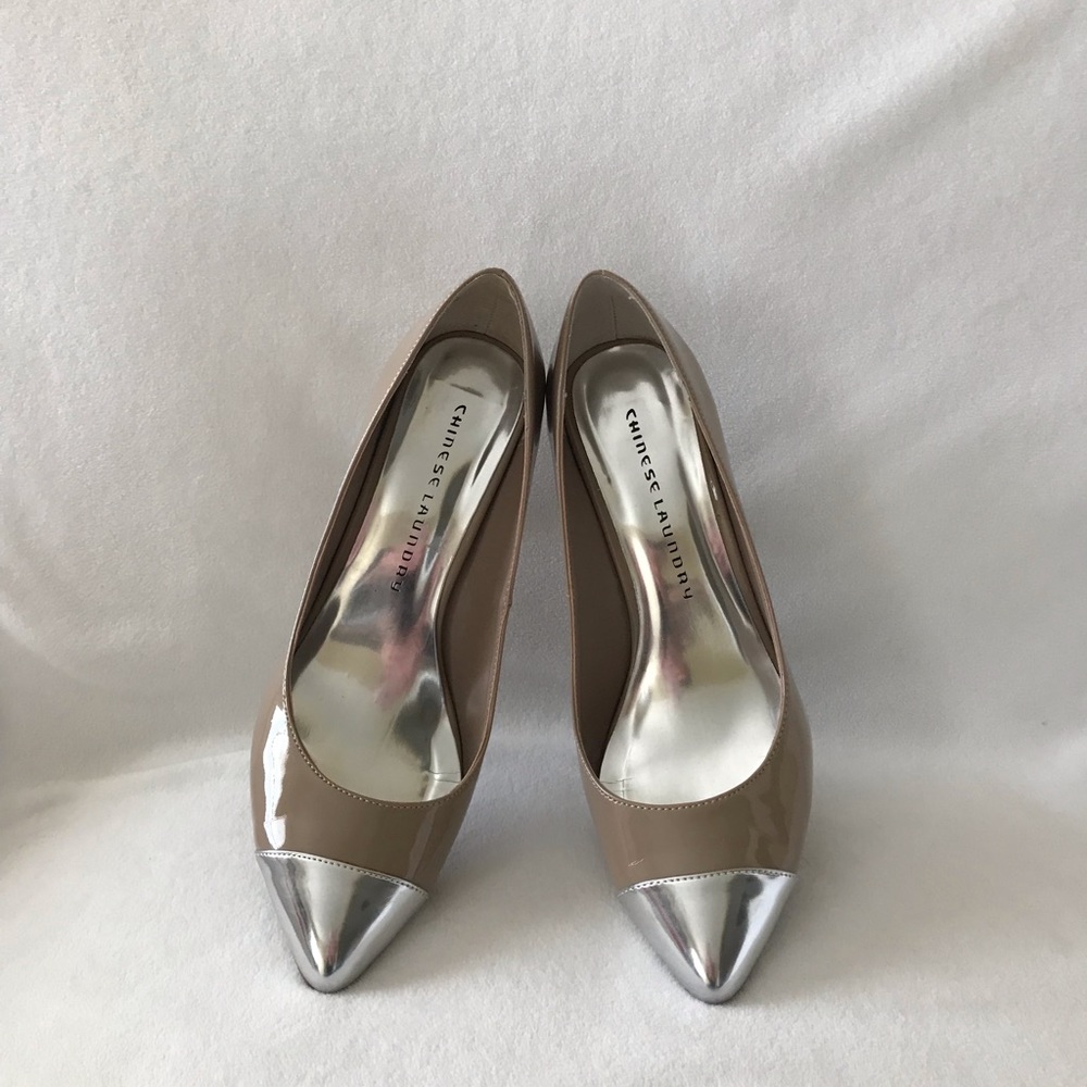 Pumps - Picture 2 of 3